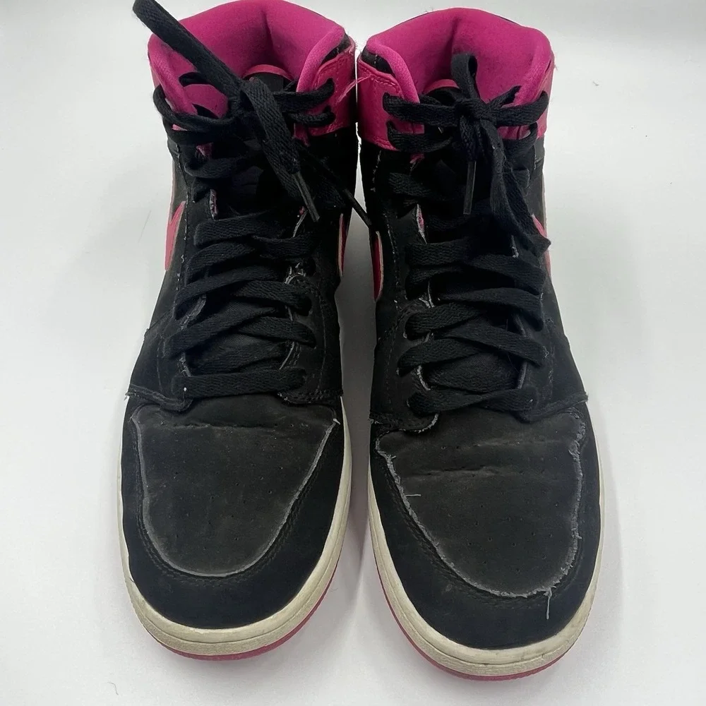 Nike Air Jordan 1 Retro High Vivid Pink‎ Sneakers Size 9Y No box